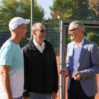 Michael Schaub, Terence Dürauer (Vorsitzender Ober-Mörler TC) und Mario Sprengel (Bürgermeister Ober-Mörlen), Deutsche Tennis Mannschaftsmeisterschaft 2025 Herren 60, Ober-Mörlen, Ober-Mörler TC, 06.09.25